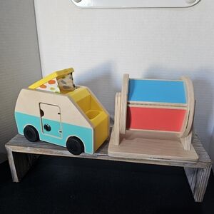 Lovevery Toy Lot of 2 RV Camper Rainbow Spinner Learning Sensory GUC